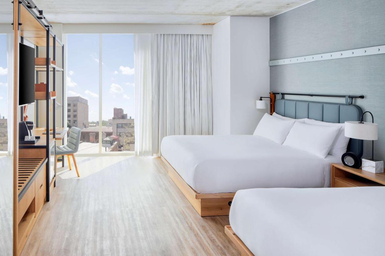 Queen Room Two Queen Beds City View