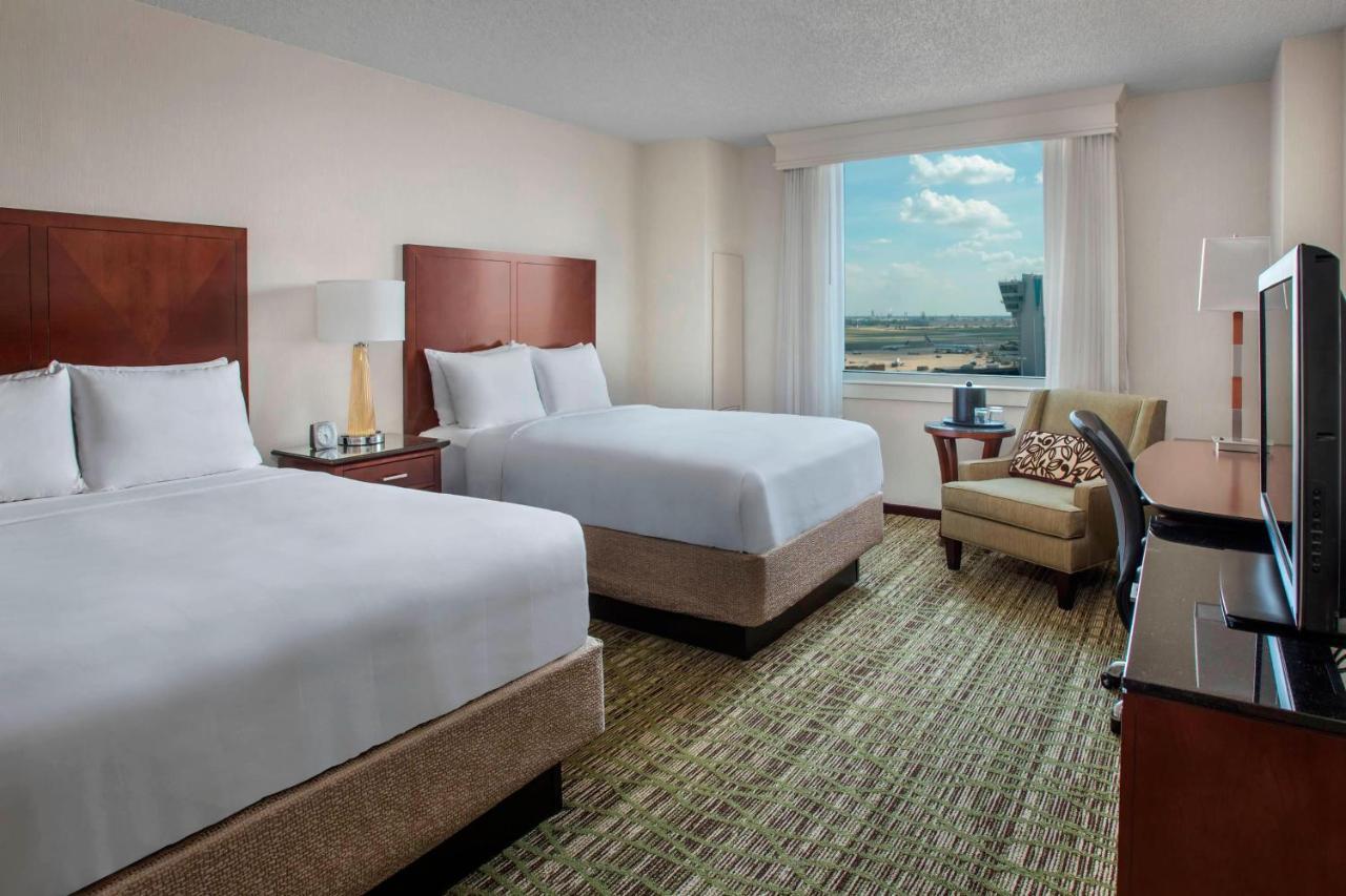 Double Room Two Double Beds Airport View