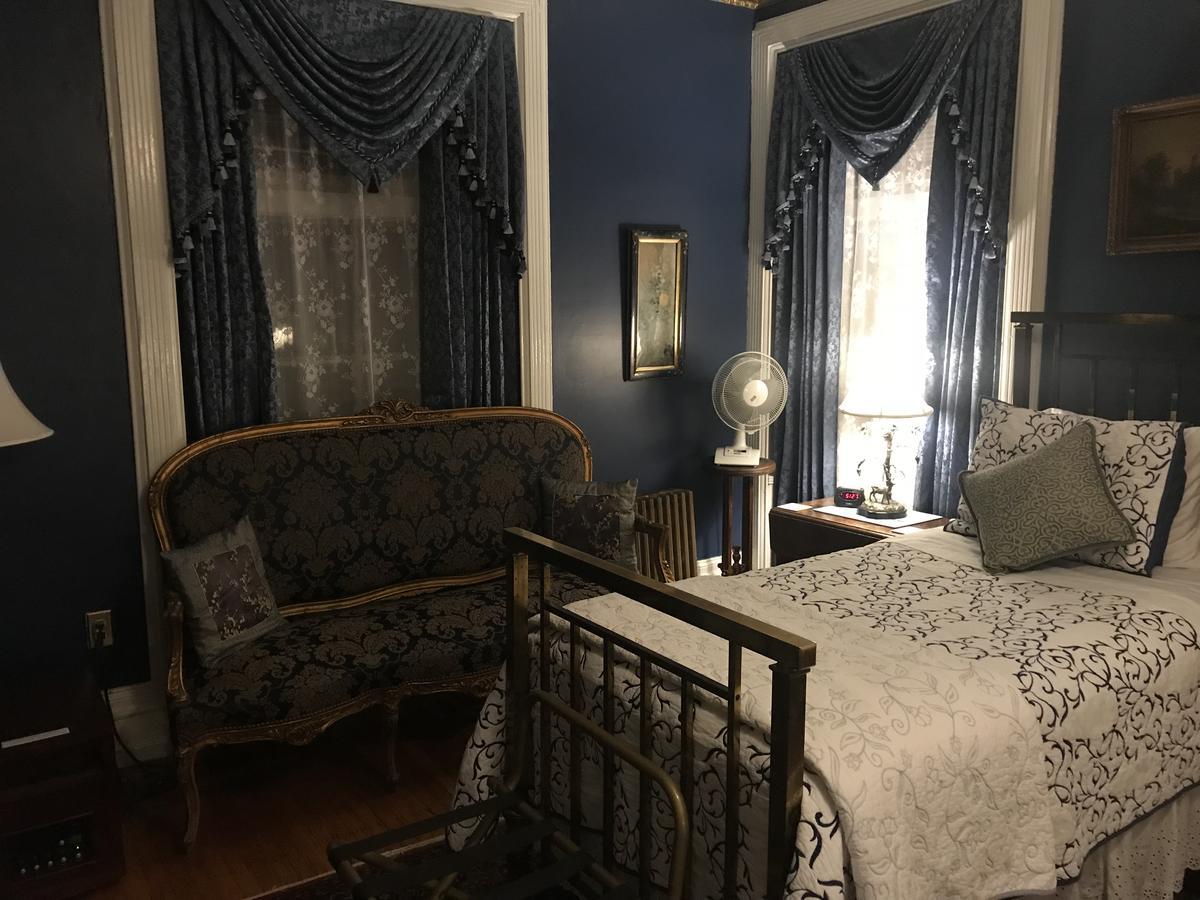 Twin Room Two Twin Beds Garden View
