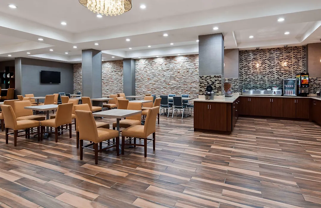 Best Western Plus Philadelphia Convention Center Hotel-1