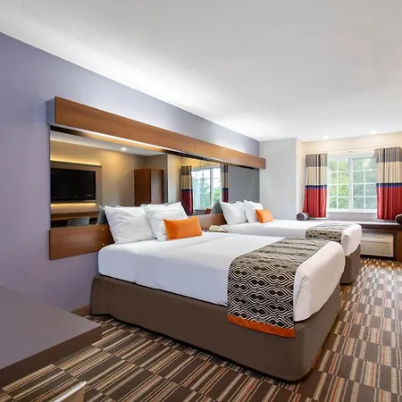 Microtel Inn & Suites By Wyndham Philadelphia Airport-3