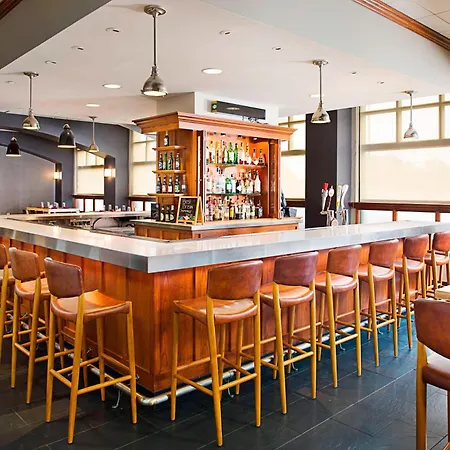 Four Points By Sheraton Philadelphia Airport-2