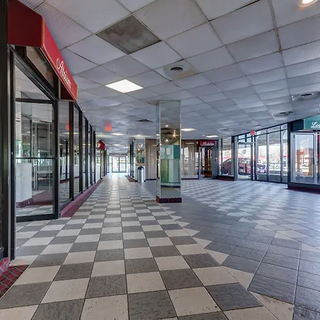 Philly Inn & Suites-2