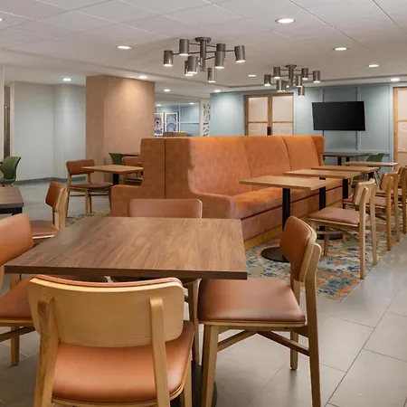 Hampton Inn By Hilton Philadelphia International Airport-3