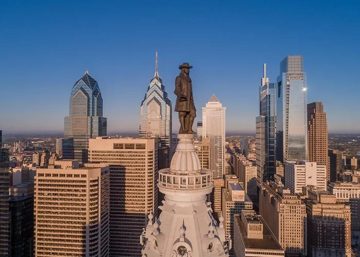 Courtyard By Marriott Philadelphia Downtown Hotel