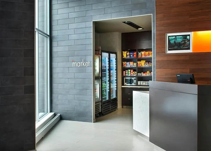 Courtyard By Marriott Philadelphia South At The Navy Yard Hotel